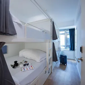 Room00 Hostel Lisboa